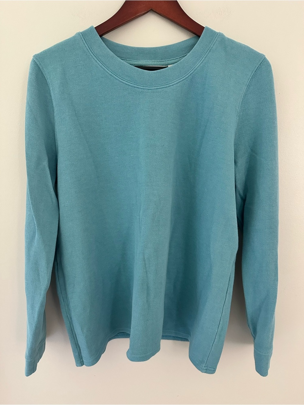 Orvis Teal Blue Crewneck Mid-Weight 100% Cotton Long Sleeve Fall Winter Cozy Tee